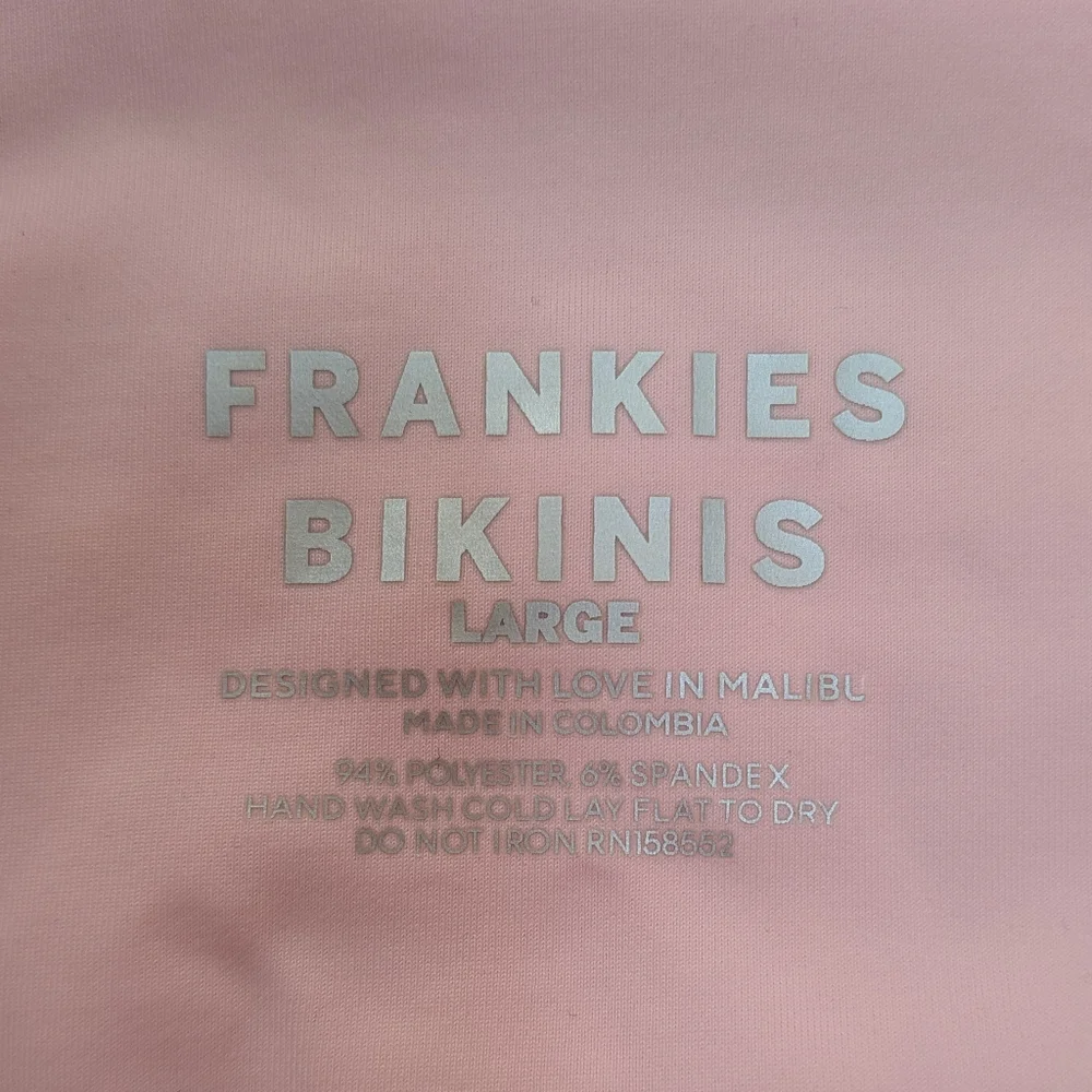 NWT Frankie's Bikinis Pink Daisy Syd Terry One Shoulder Bikini Top Size Large